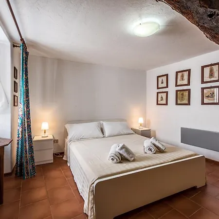 La Casa Di Laura La Morra