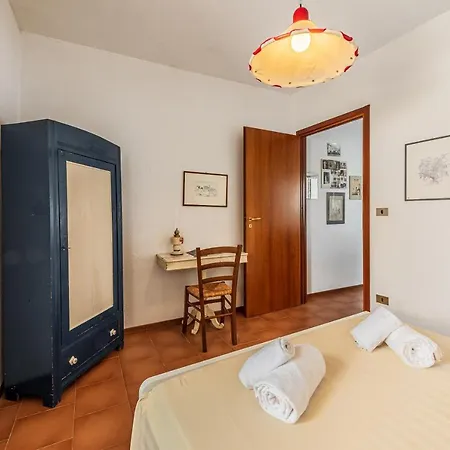 La Casa Di Laura La Morra